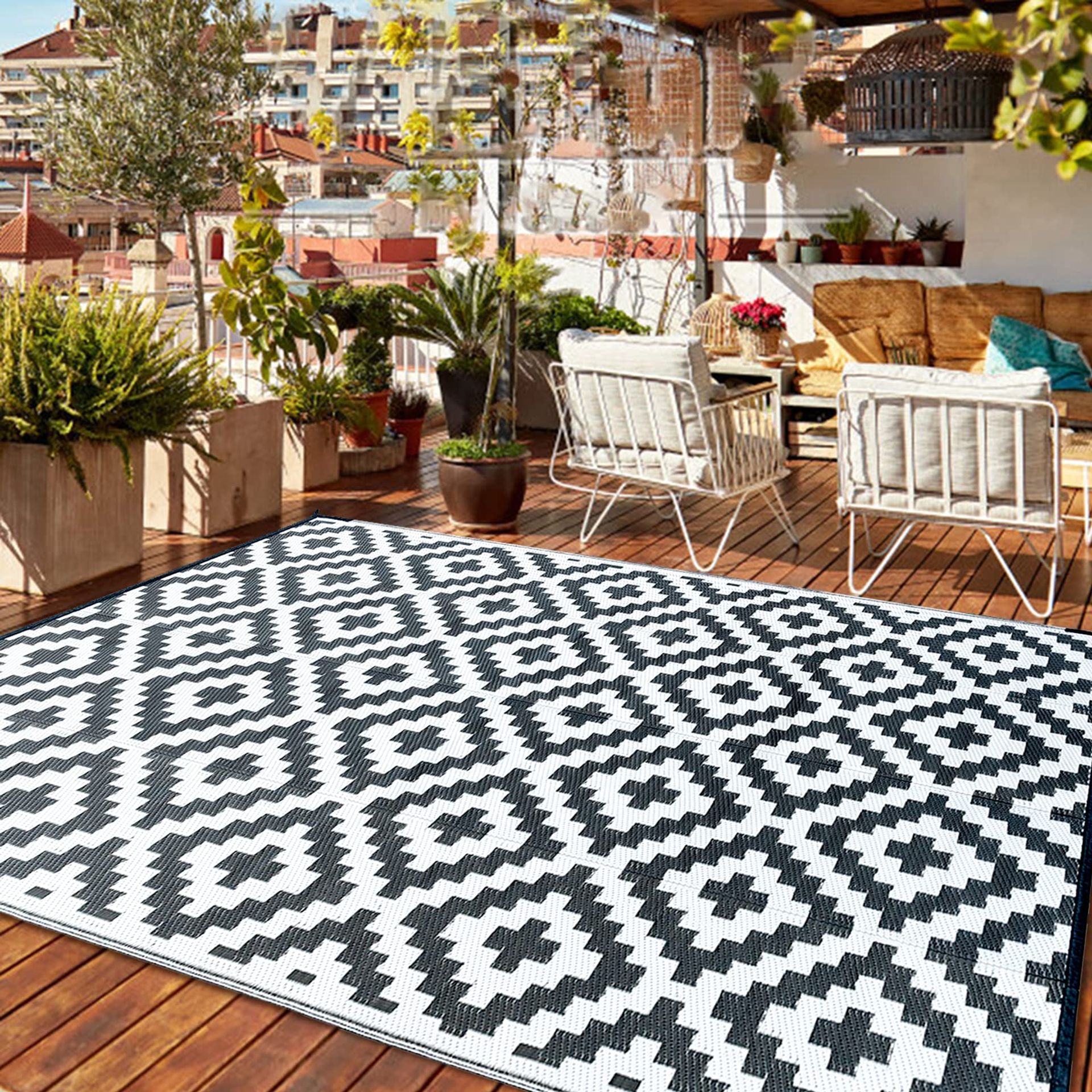 Large Outdoor Waterproof Rug 150x240cm – Portable Geometric Mat for Garden, Camping, Beach, Picnic & BBQ
