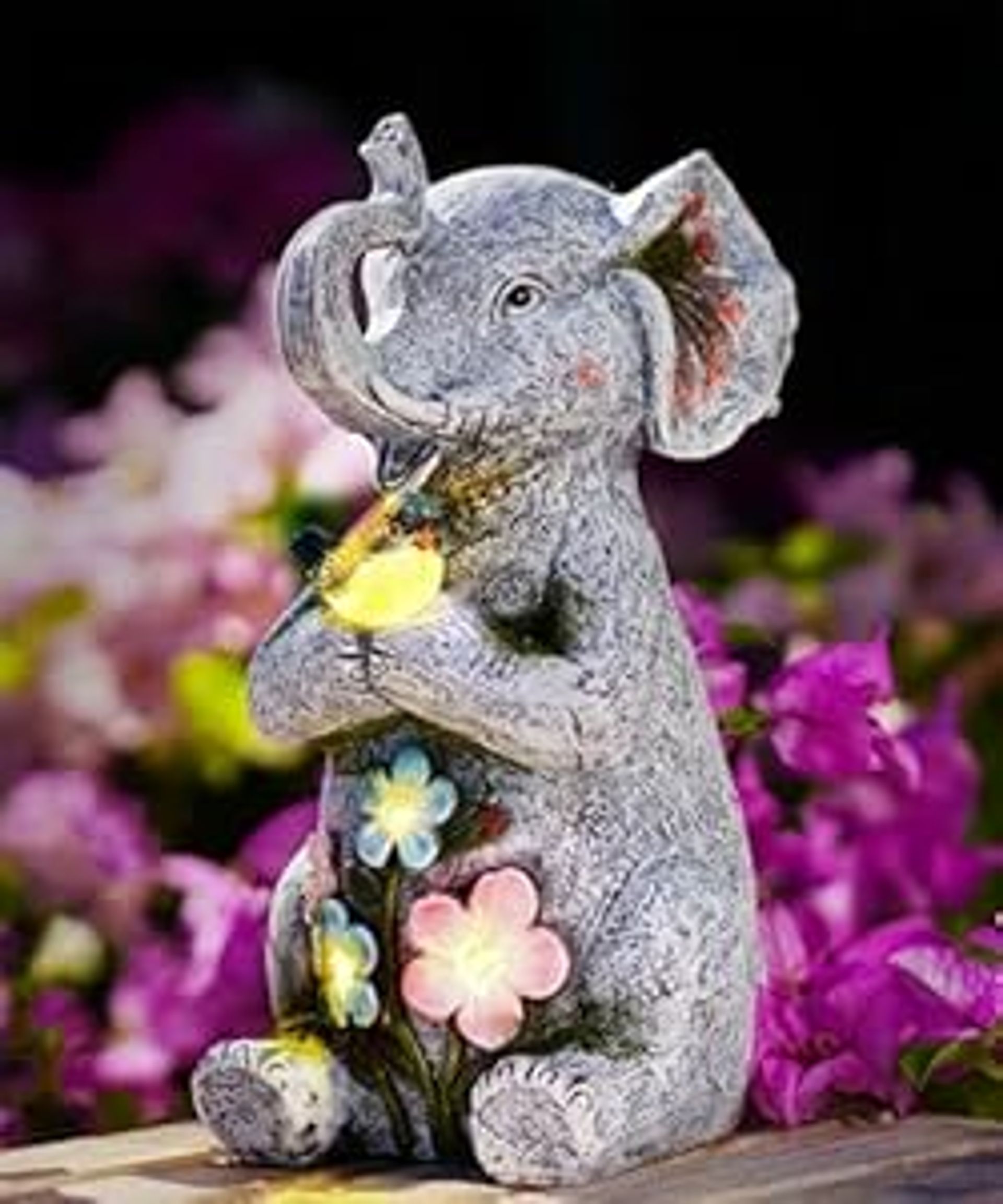 Solar Elephant Holding Bird Statue Garden Ornament Weather-Resistant Outdoor Décor - Elephant One Size