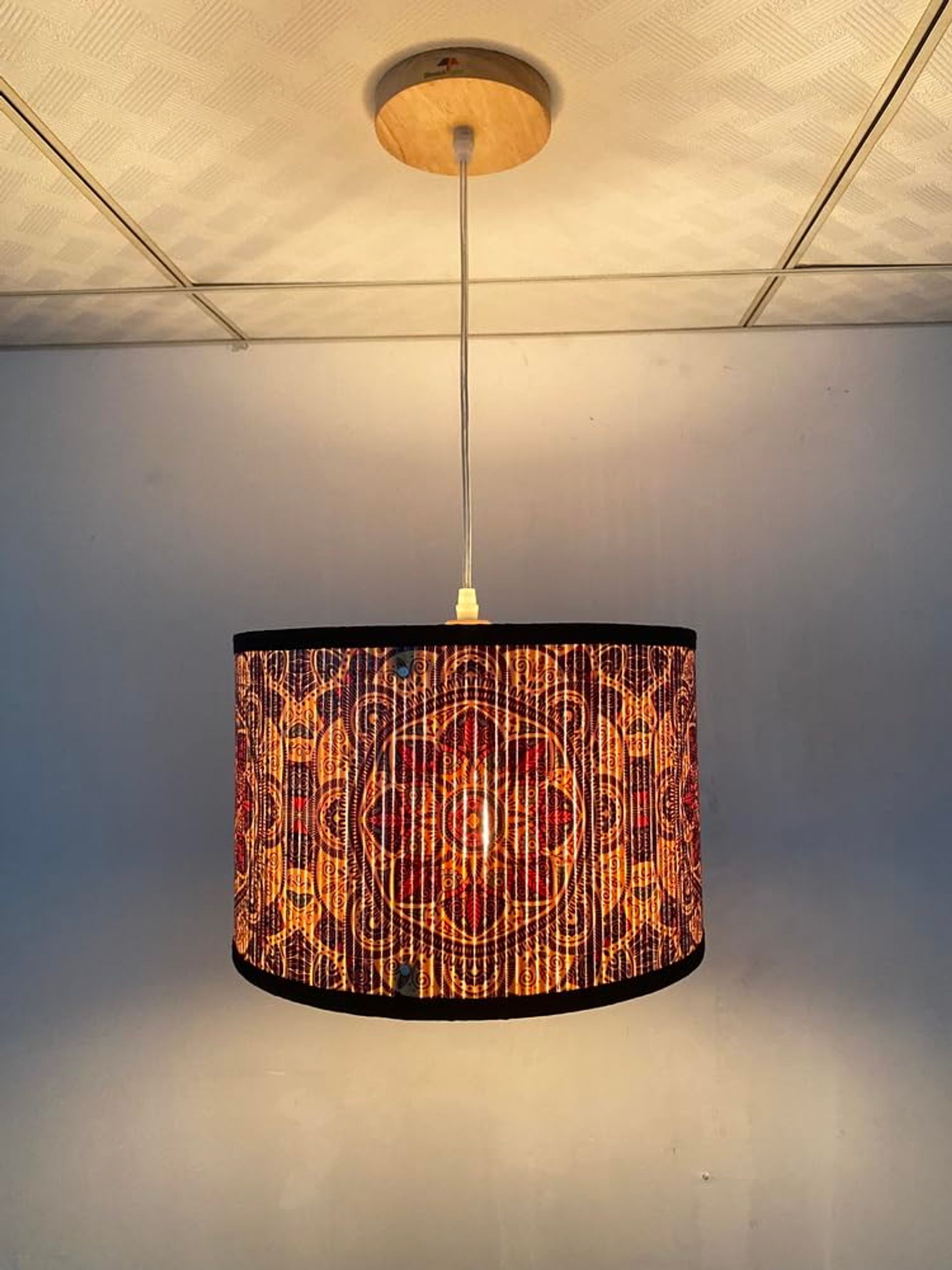 Round Retro Bamboo Lamp Shade with Ethnic Pattern for Home, Hotel & Restaurant Decor - 60W E27 Bulb Needed