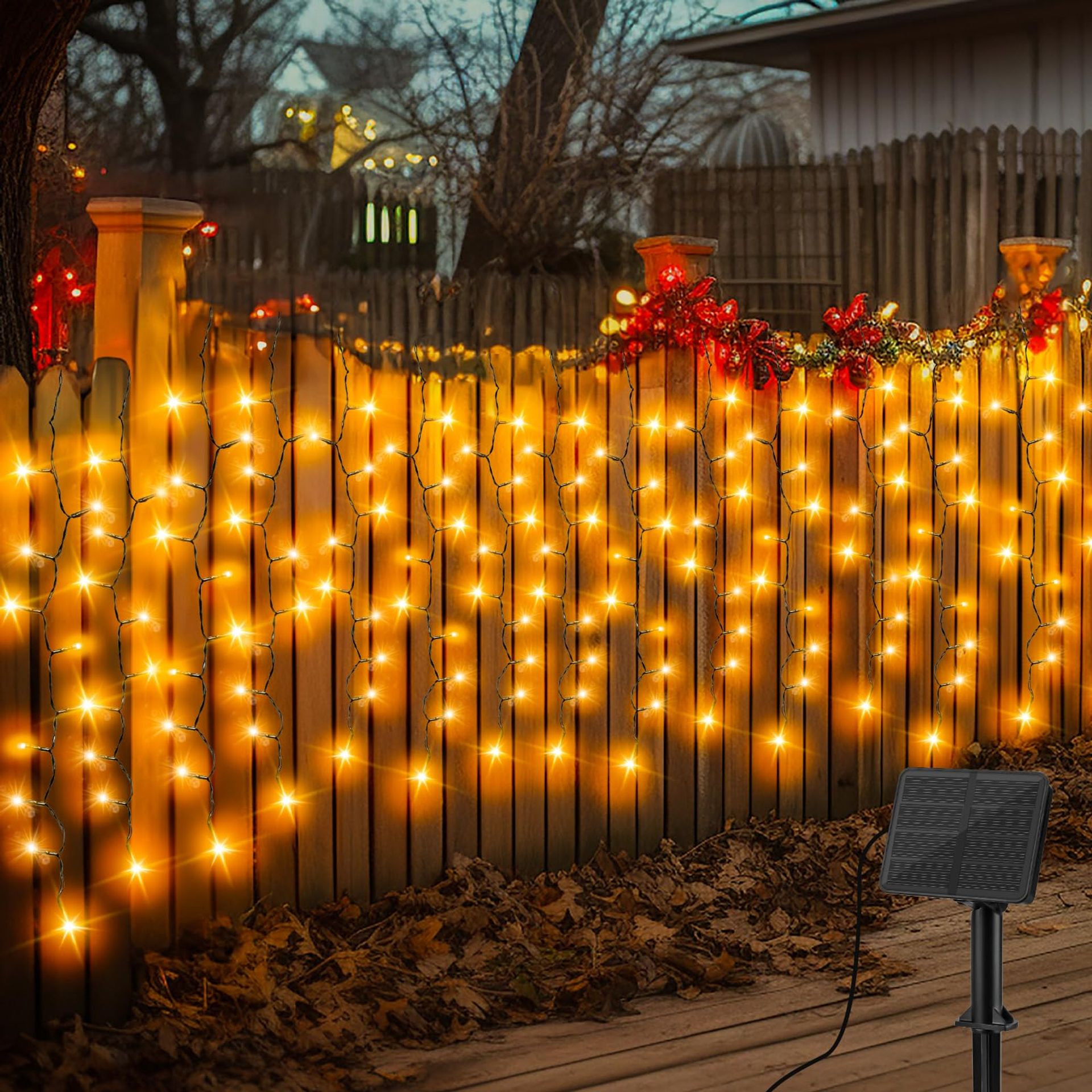 Gcstnn Solar Curtain Lights Outdoor Garden, 4Mx1M 200 LEDs Solar Fence Icicle Lights, 8 Modes IP65 Waterproof Green Wire String Lights for Patio Gazebo Fence Window Christmas Decoration-Cool White