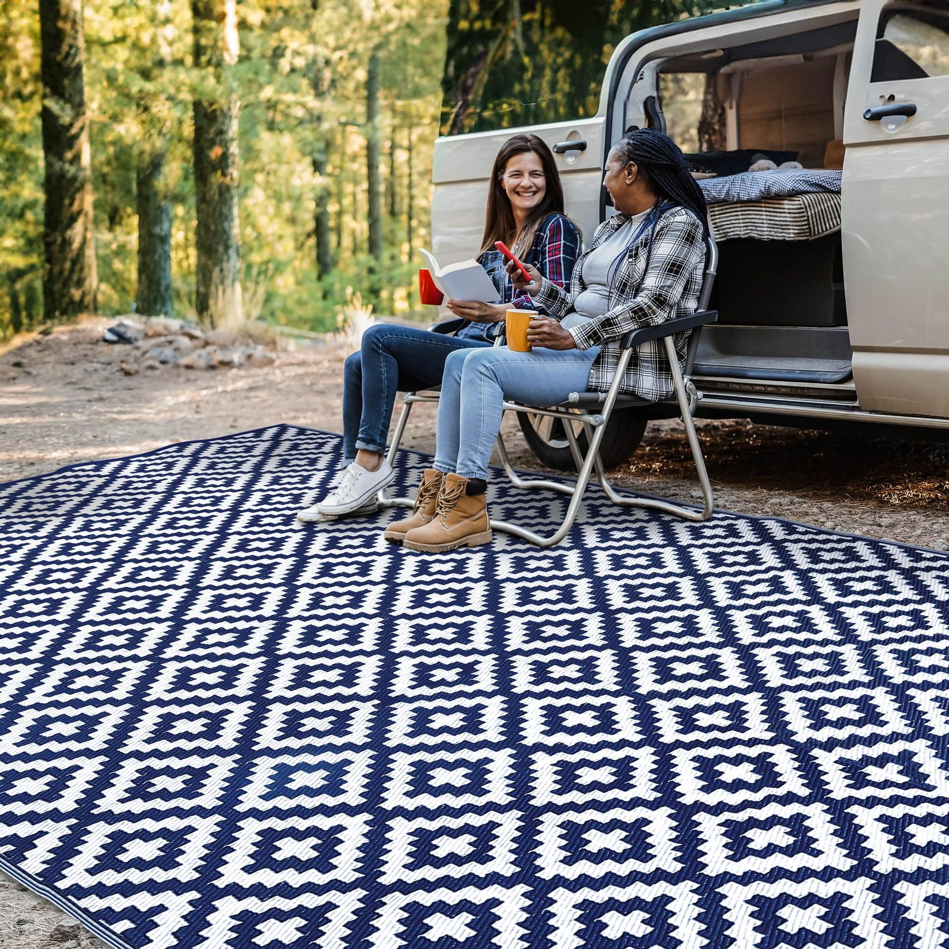 Reversible Recycled Plastic Outdoor Rug Stain & Water Resistant for Garden, Patio, Camping or Picnic - Navy Blue/White 270 x 360 cm