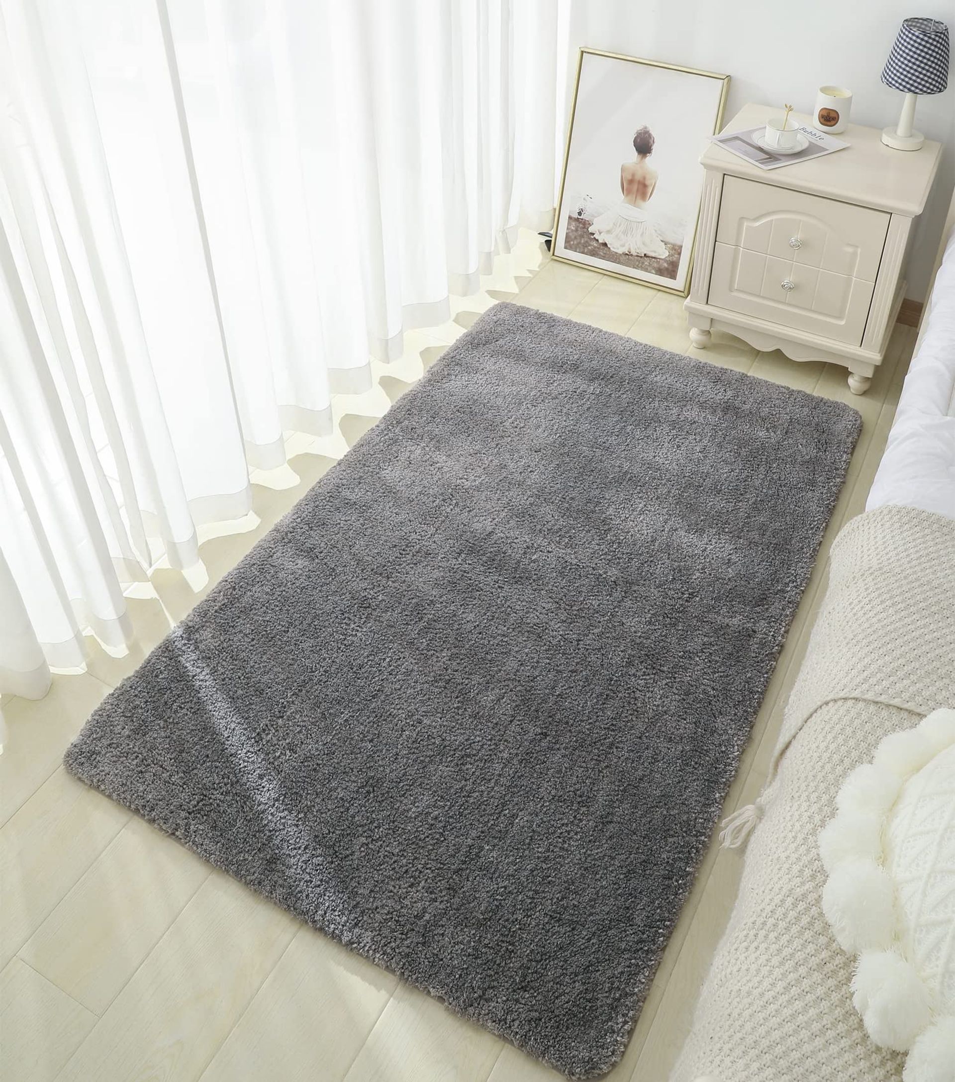 Warmfay Non-Slip Anti Mould Bath Mat 40 x 60 cm, Microfiber Fluffy Shaggy Soft Bathroom Mat, Machine Washable, Super Absorbent Bathroom Rugs for Floor, Bathtub, Shower Room, Bedroom (Grey)