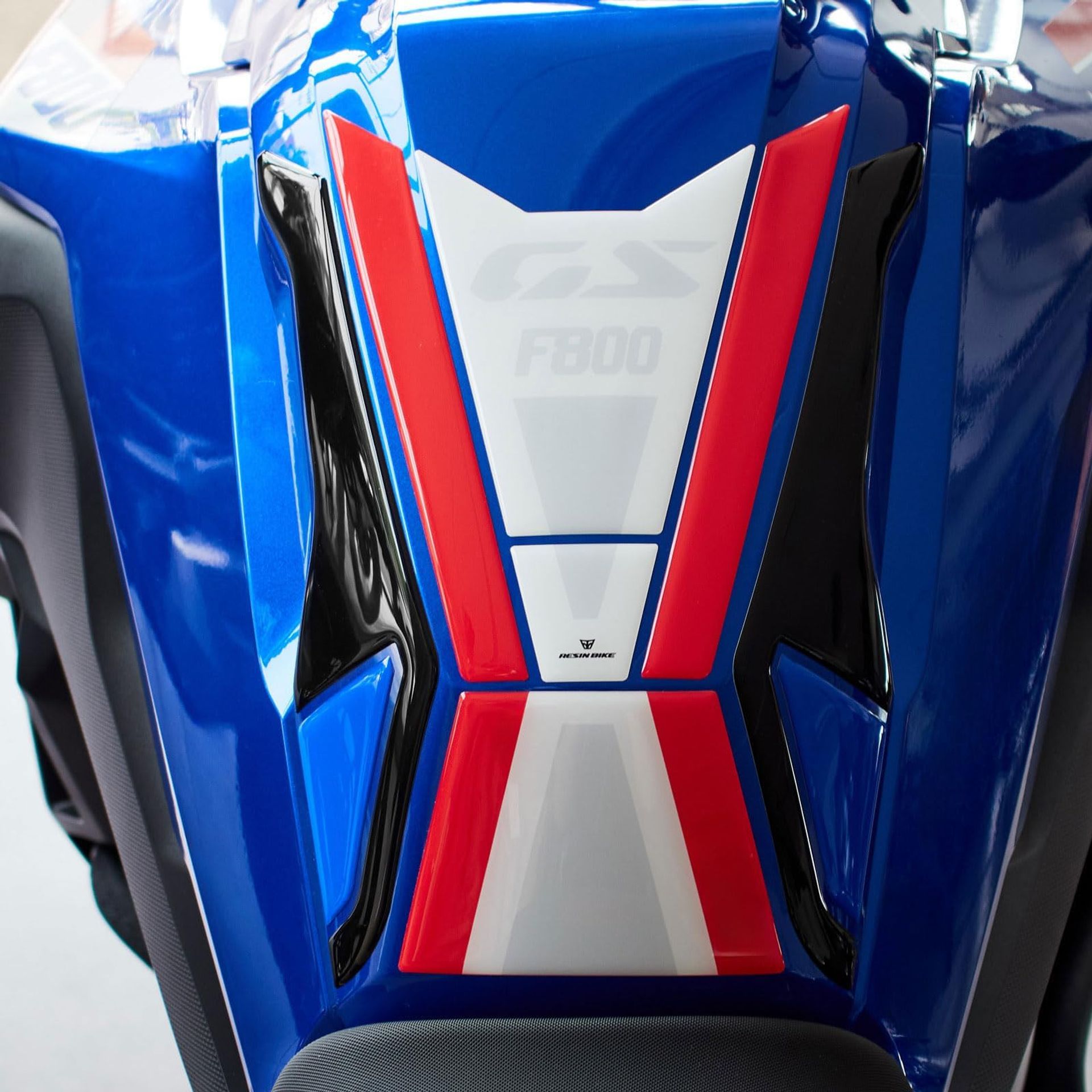 Motorbike Tank Protector 3D Resin Sticker Compatible with BMW F 800 GS 2024, Scratch and Impact Protection - Transparent 1