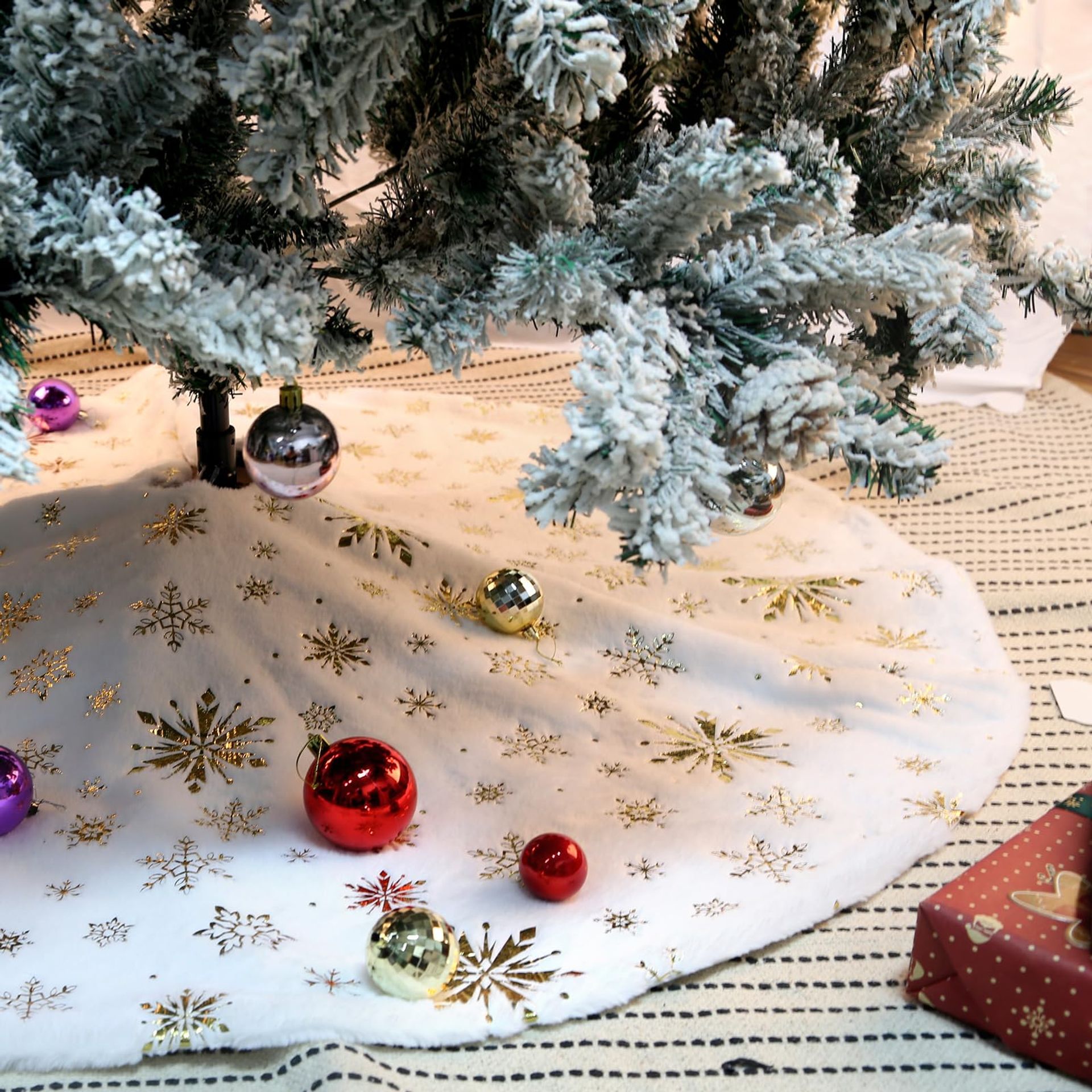 Luxury Faux Fur Christmas Tree Skirt Gold Snowflake Design 120cm Round Base Décor - F-Bronzing Gold Snow 120CM