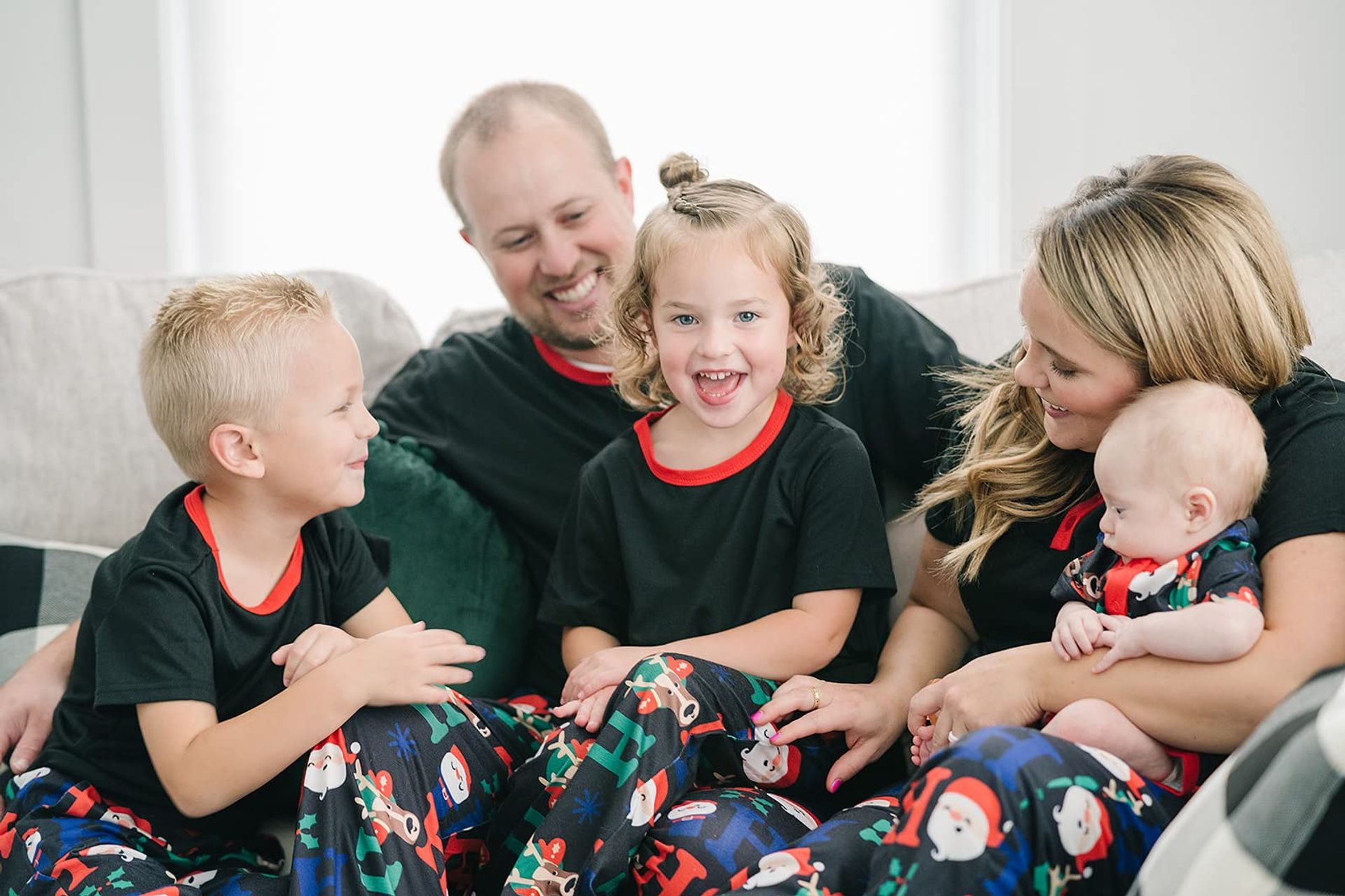 IFFEI Christmas Pyjamas Matching Family Pajamas Sets Xmas Pjs Tops And Sa