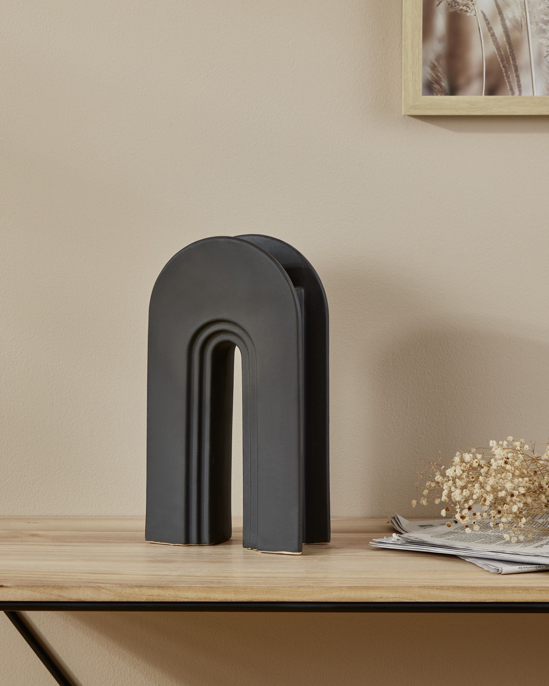 IZUMO Ceramic Vase – Black