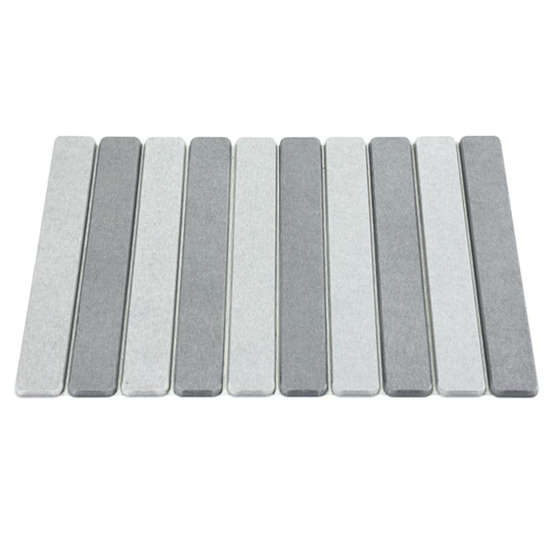 Large Stone Drying Mat Fast Dry Foldable Non-Slip Diatomaceous Earth Pad for Kitchen or Bathroom Counters - Light Grey 60x39cm