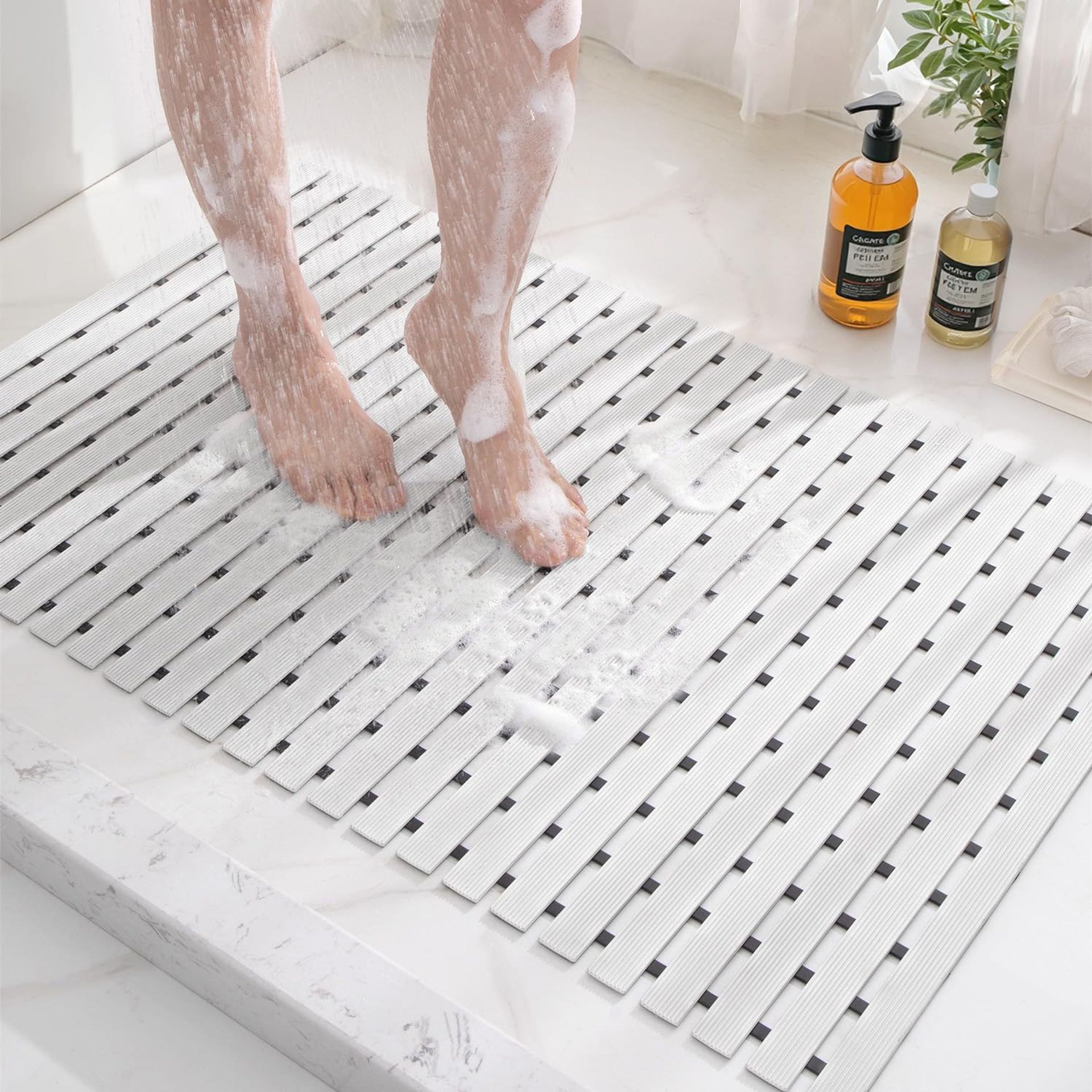 Non Slip Shower Bath Mat with Drain Holes Easy Dry Washable Tub Mat - White 43 x 67 cm
