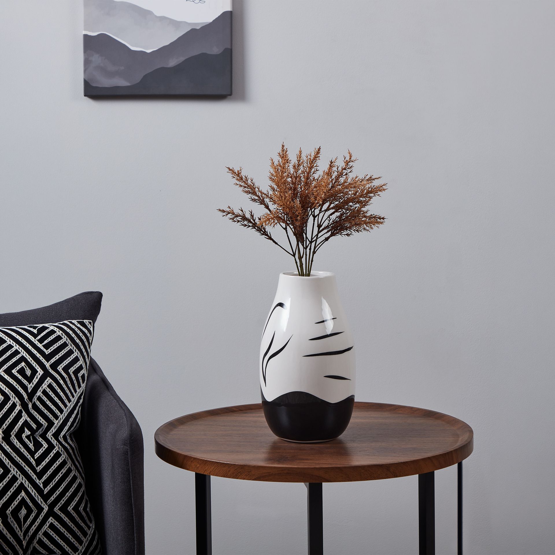 YUZAWA Ceramic Vase – Black & White 260mm
