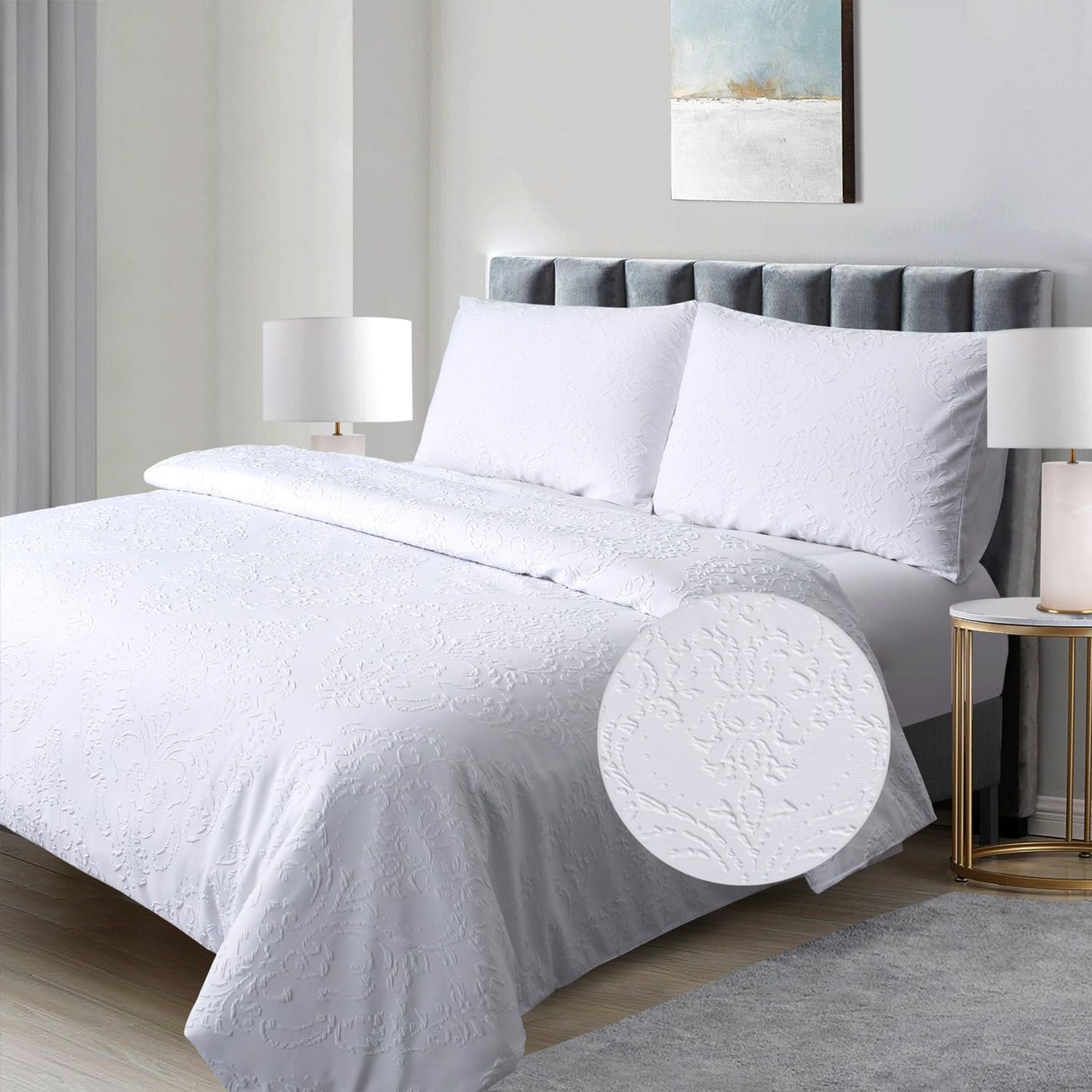 Luxury Damask Duvet Cover Set Embossed Jacquard Microfibre Bedding with Pillowcases - White King