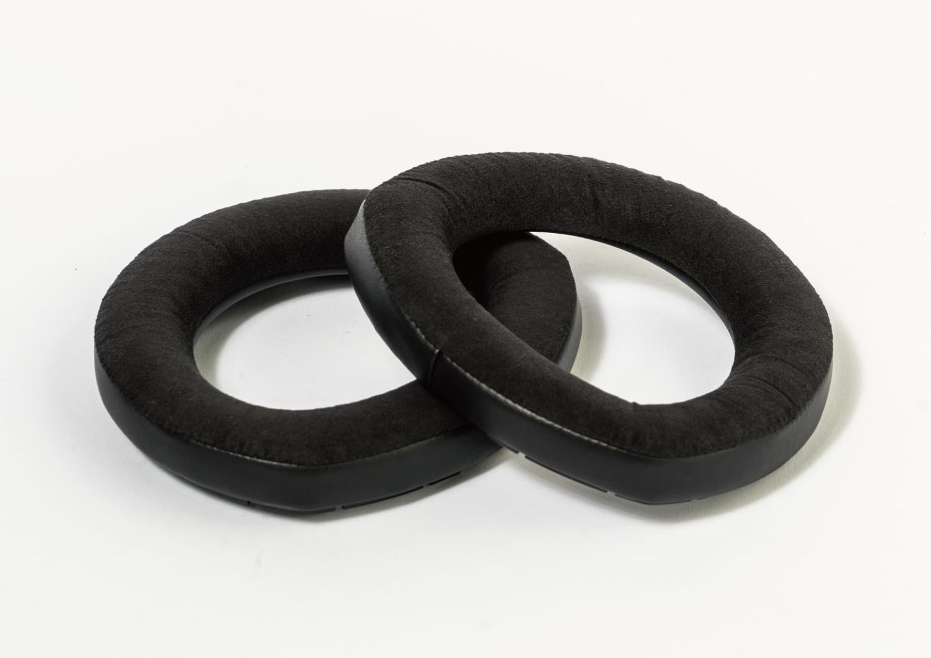 Replacement Ear Pads Compatible with Sennheiser HD800 Headphones Enhanced Comfort and Sound Quality - Black HD800_CMF